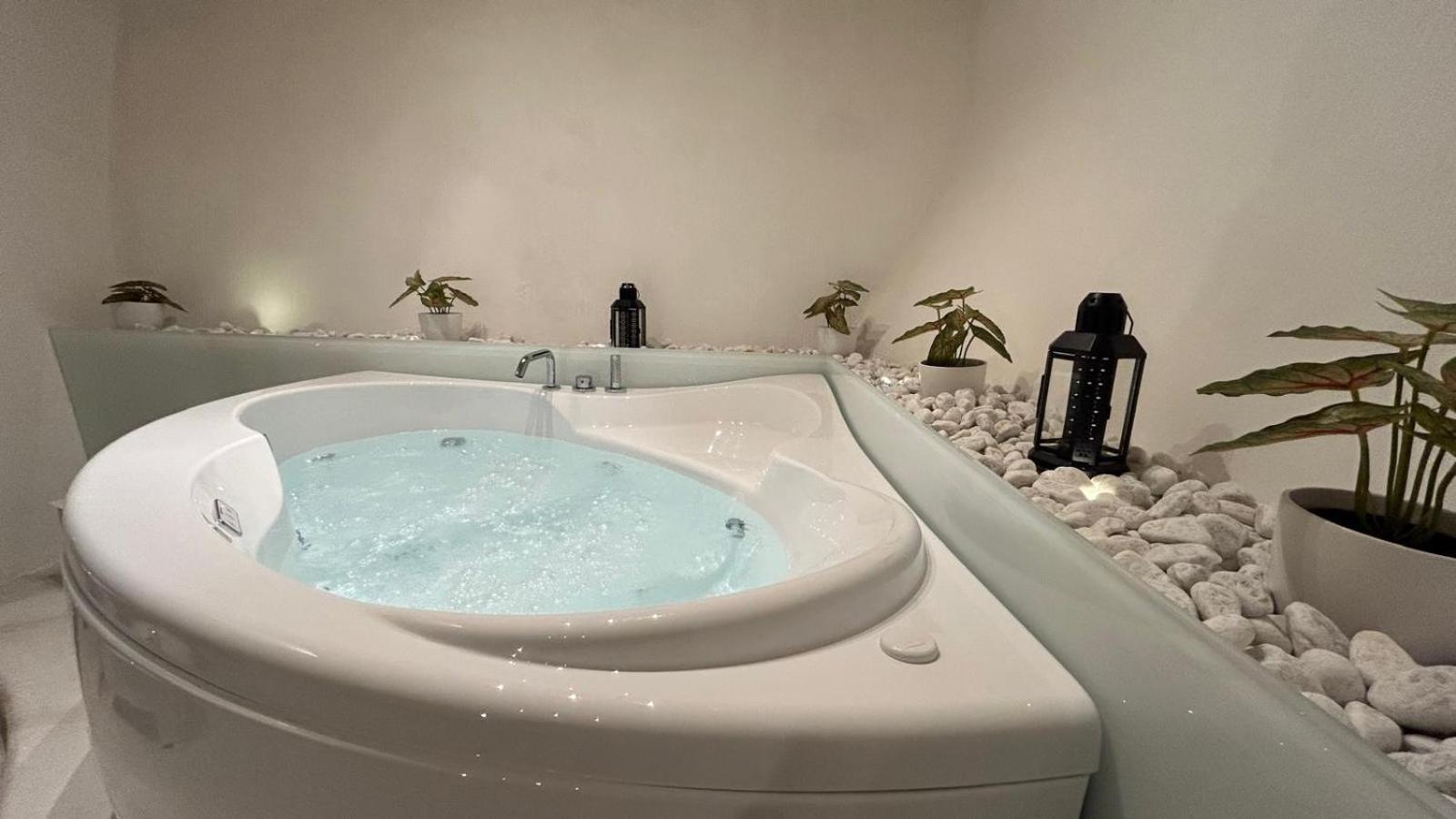 Casa Dei Martiri Bed & Breakfast อัลตามูรา ภายนอก รูปภาพ
